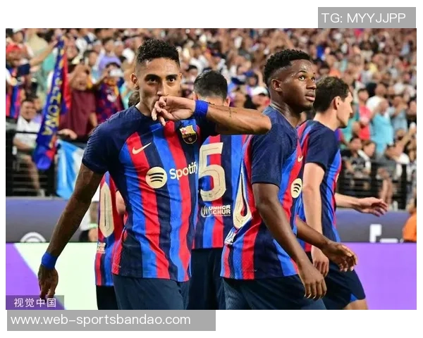 巴萨主席缺席莱万进球停滞会议引发外界关注